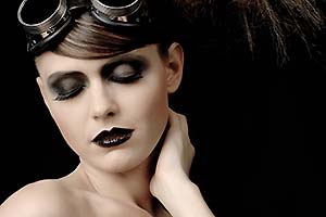 Frauen-Akt mit Latex